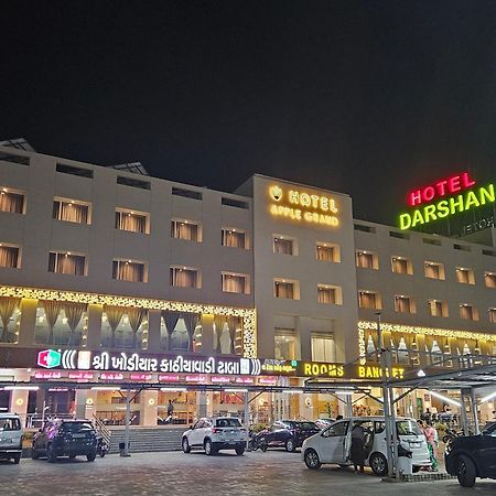 Hotel Grand Darshan Вадодара Экстерьер фото